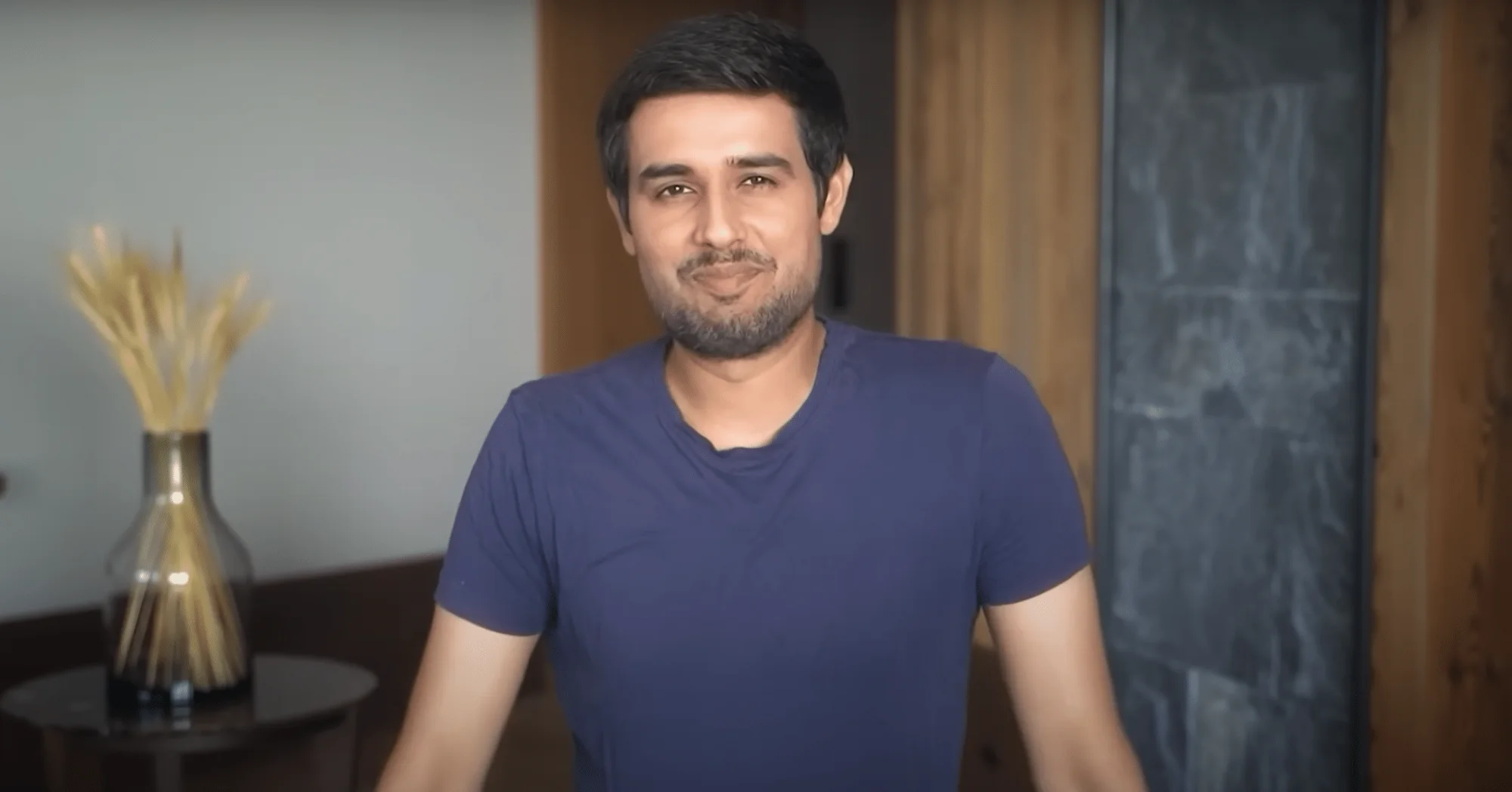 Dhruv Rathee’s Startup AI Fiesta Draws Mixed Reviews, T3 Chat Comparisons