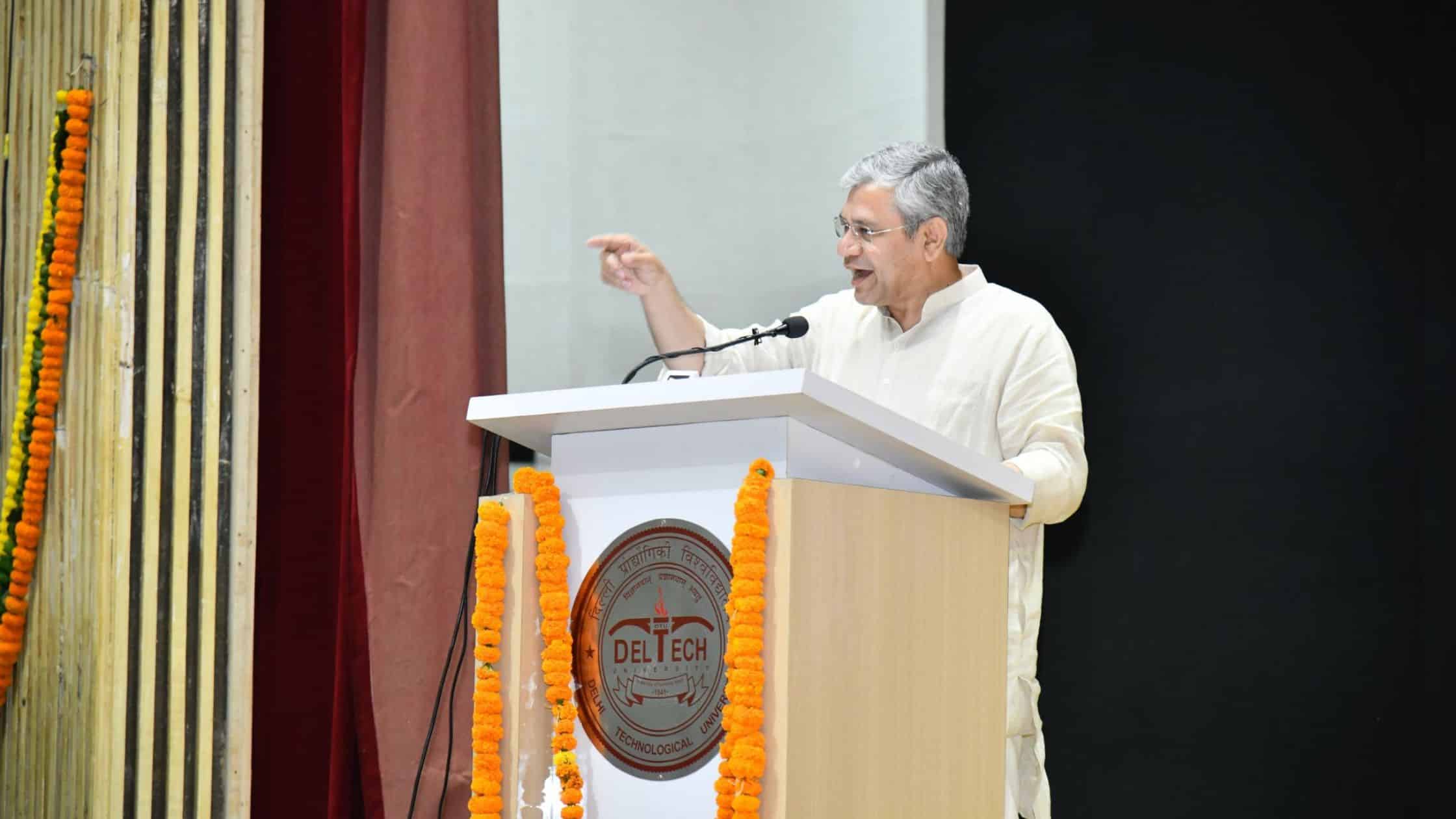 Govt Opens Vinod Dham Semiconductor Centre in Delhi to Boost Talent, R&amp;D