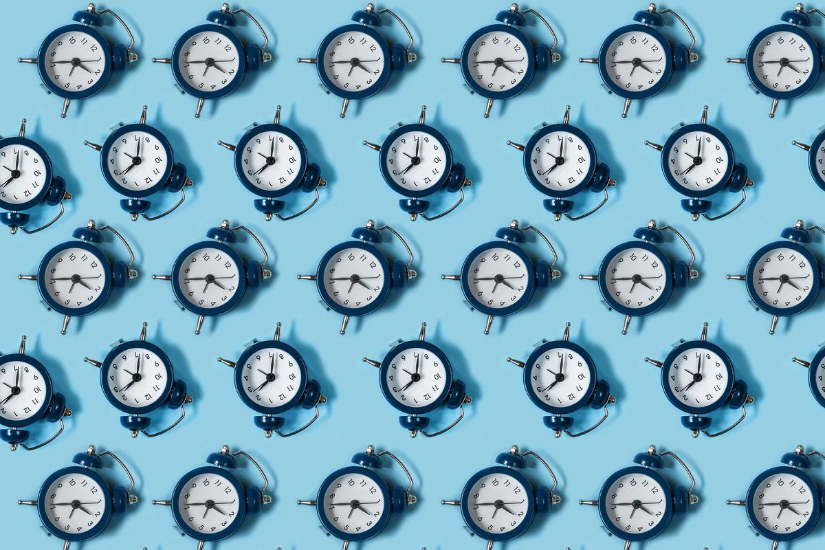 Using Encoder-Decoder LSTM in Univariate Horizon Style for Time Series Modelling