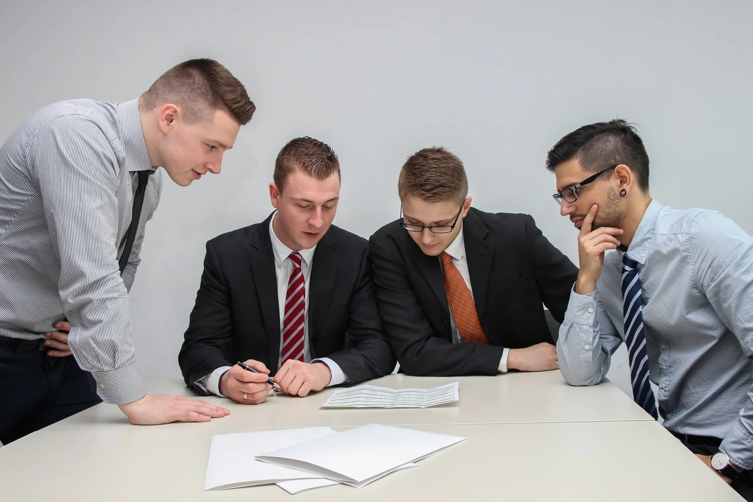 10 Things To Look Out For In A Vendor While Outsourcing Analytics