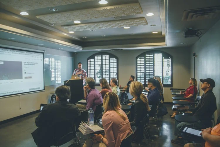 Top 12 Upcoming Data Science Meetups To Attend In October 2019