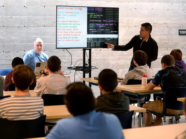 Why Big Companies Like Google, IBM & Microsoft Are Coming Up With Free Data Science Courses