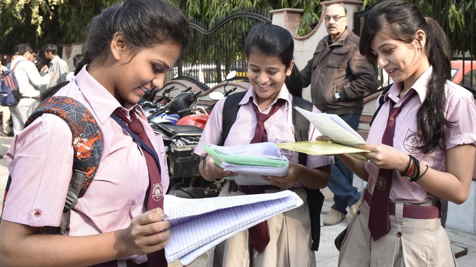 Top AI, IoT Undergrad Courses STEM Students Can Consider After Class XII