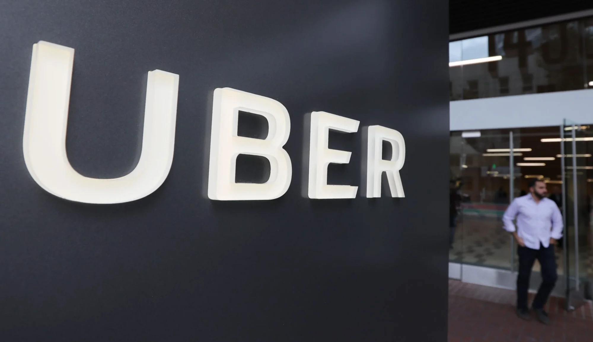 Uber Limits AI Coding Tool Spend to $1,500 Per Employee a Month: Report