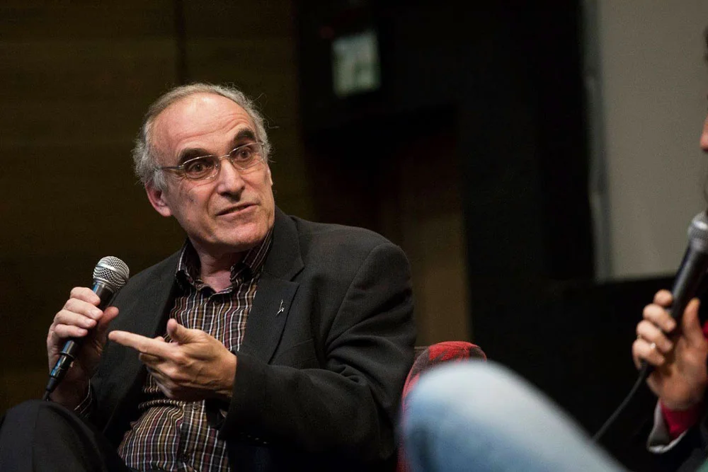 How Naftali Tishby’s Information Bottleneck Theory Can Break Open The Black Box Of Deep Learning