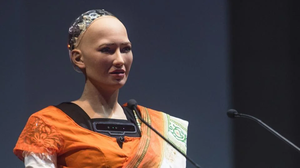 Do Humanoid Robots Like Sophia Really Represent A Huge Leap In AI? Facebook’s Yann LeCun Disagrees