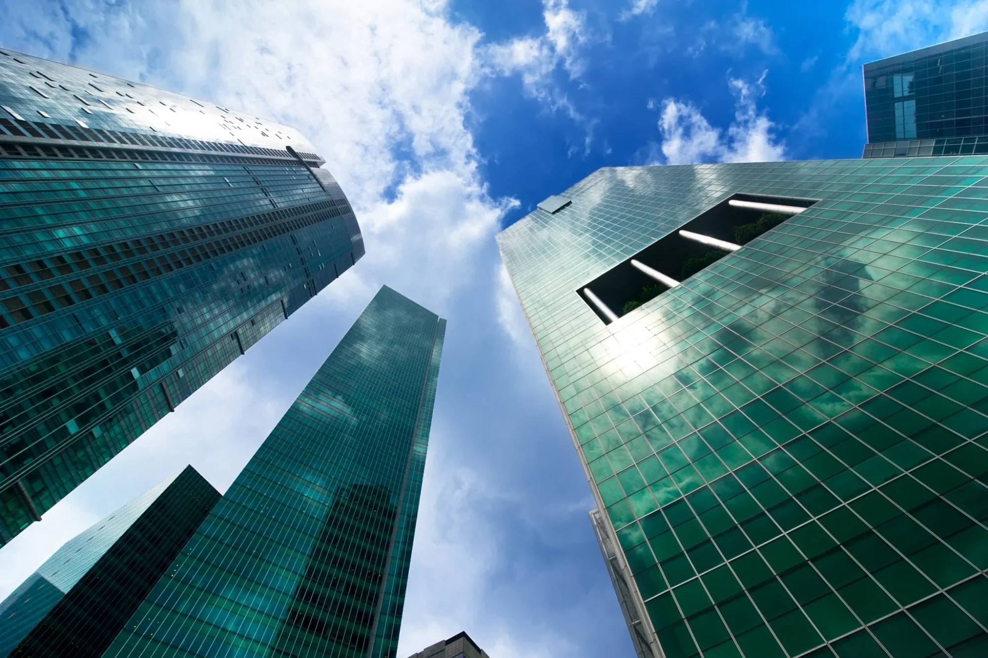 Comparing Big Data solutions—who will lead this highly competitive space