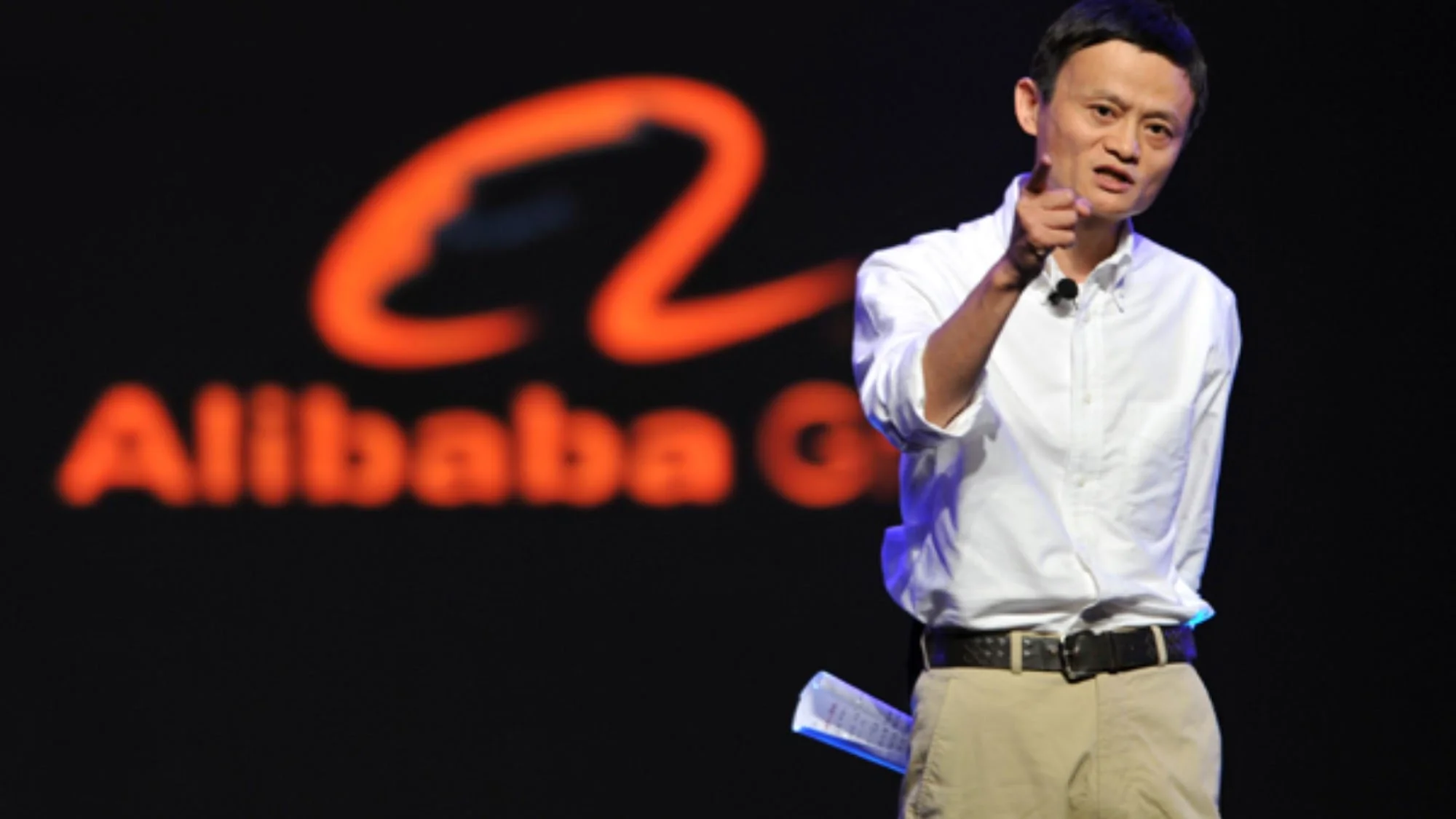 Top 4 Famous AI Quotes by Jack Ma