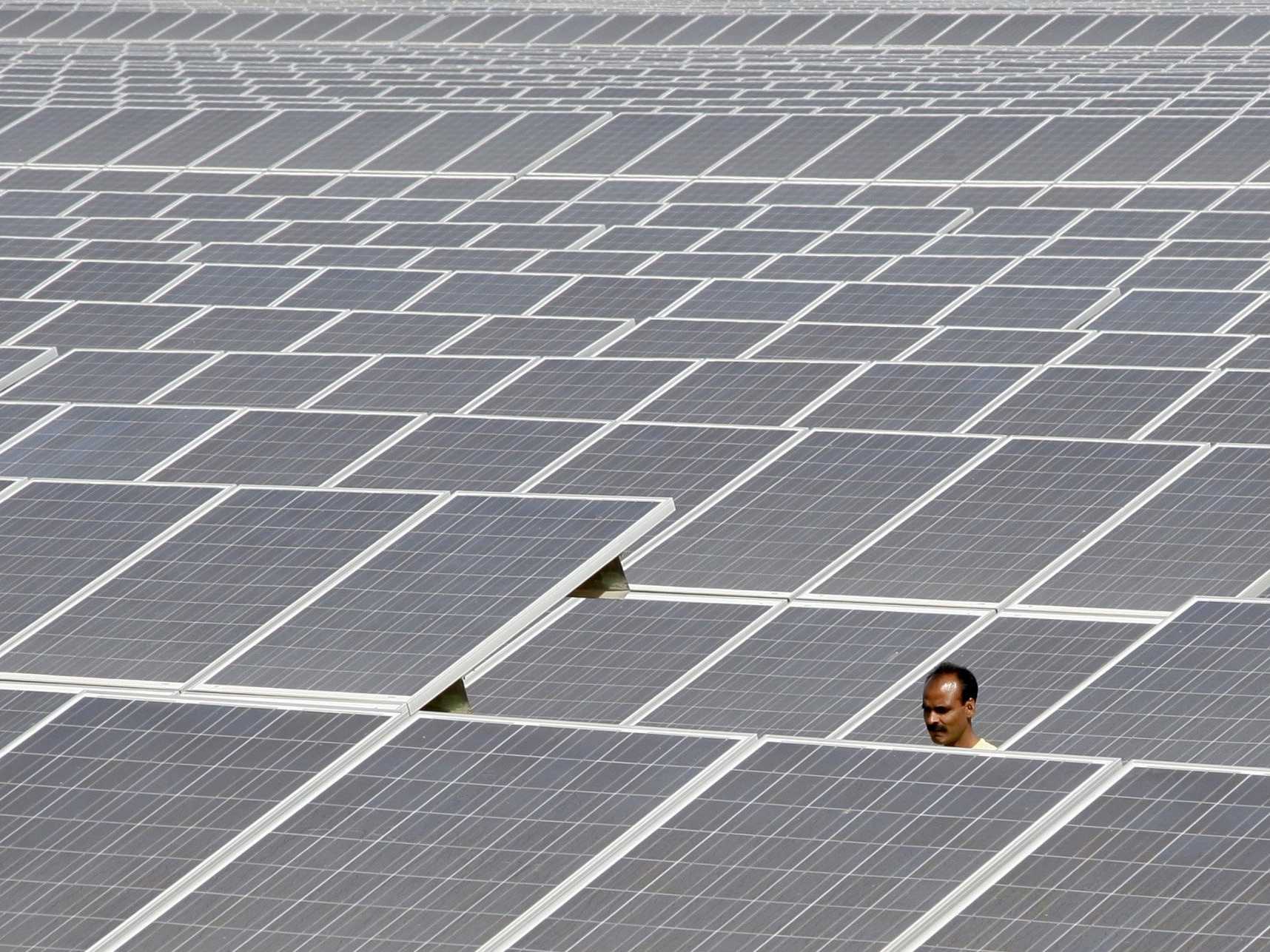 Machine Learning For Better And More Efficient Solar Power Plants