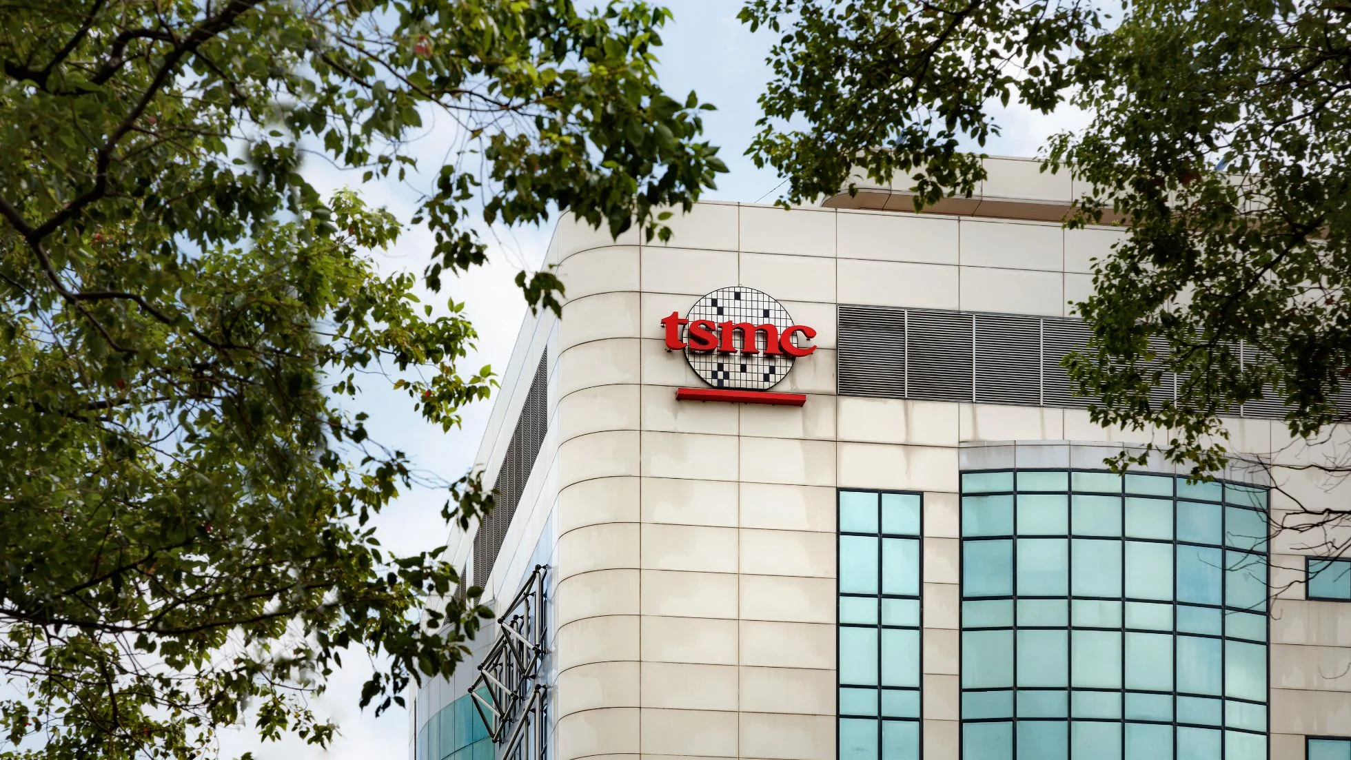 TSMC, Sony Semiconductor Plan Joint Venture for Next-Gen Image Sensors ...